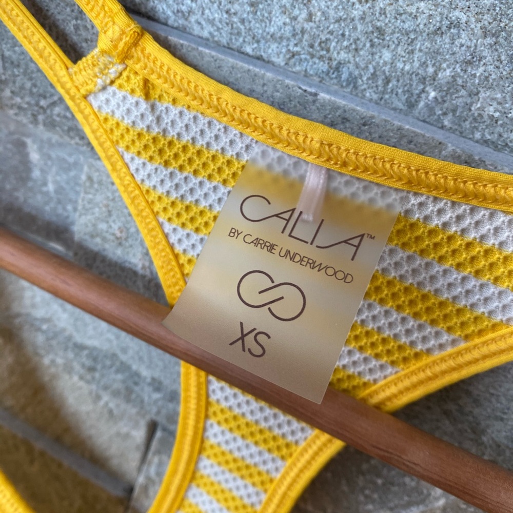 CALLA by Carrie Underwood women’s stripe tank top - Picture 2 of 7